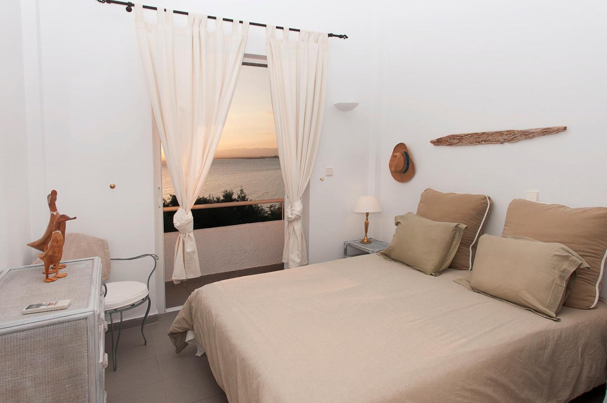Messinian Blue Seaside Villa Kalamata Eksteriør billede